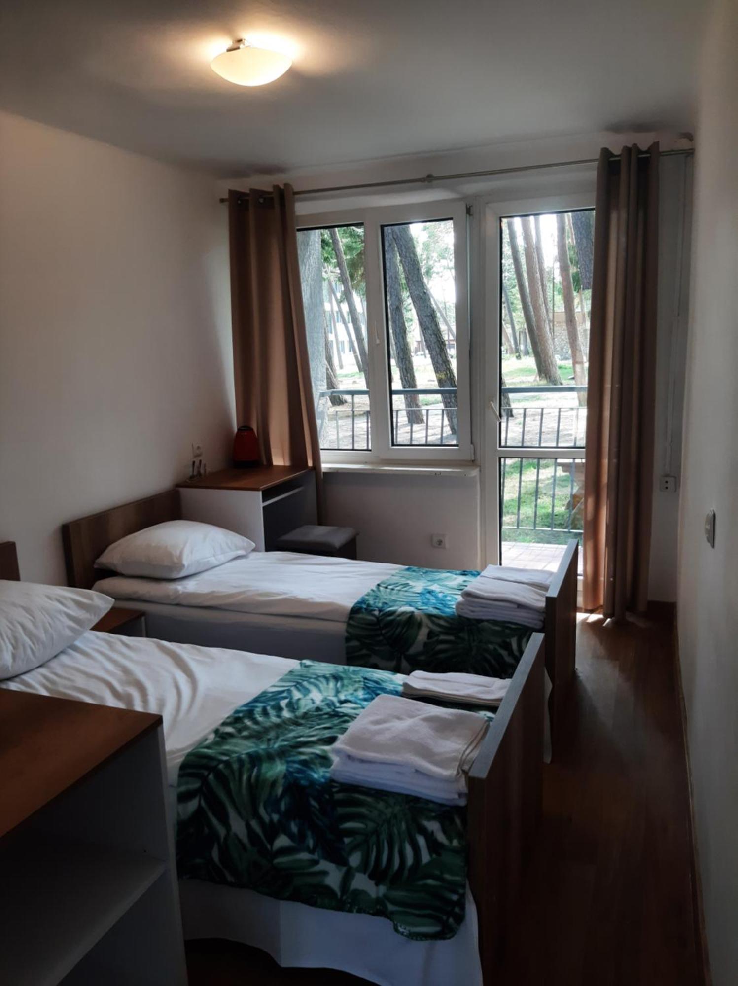 Domki Osrodek Wypoczynkowy Neptun Hotel Darlowo Luaran gambar